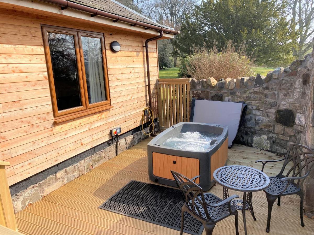 Pheasant Lodge With Hot Tub Forgandenny Εξωτερικό φωτογραφία