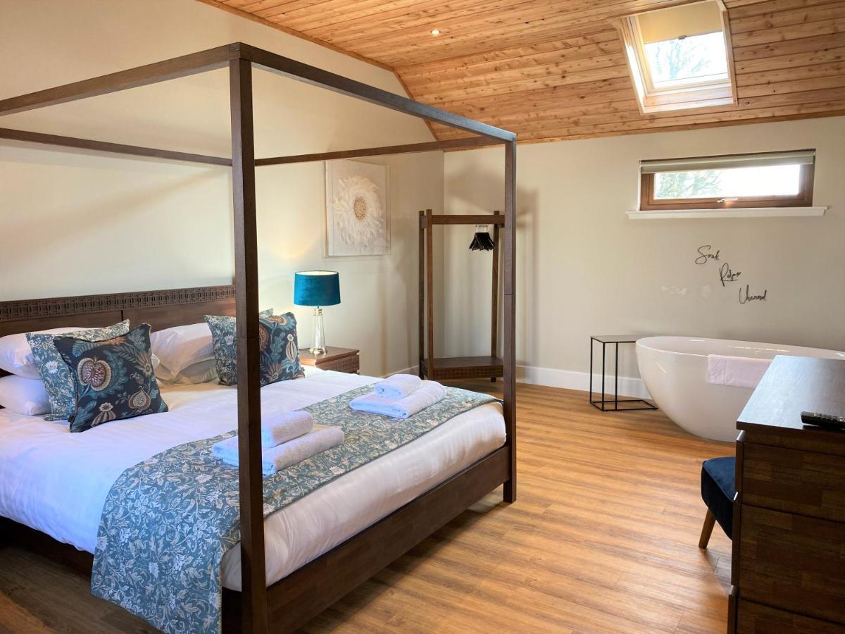 Pheasant Lodge With Hot Tub Forgandenny Εξωτερικό φωτογραφία
